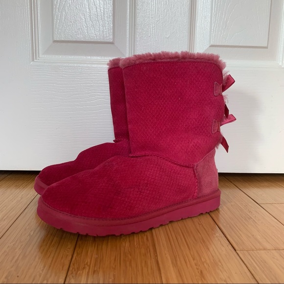 UGG Bailey Bow Boots Pink Snakeskin - Picture 2 of 12